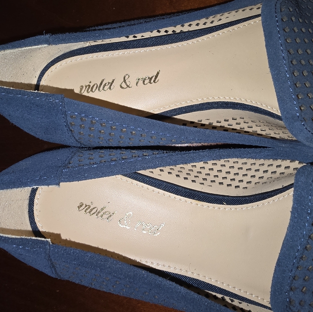 Blue loafers brand Violet and Red size 8